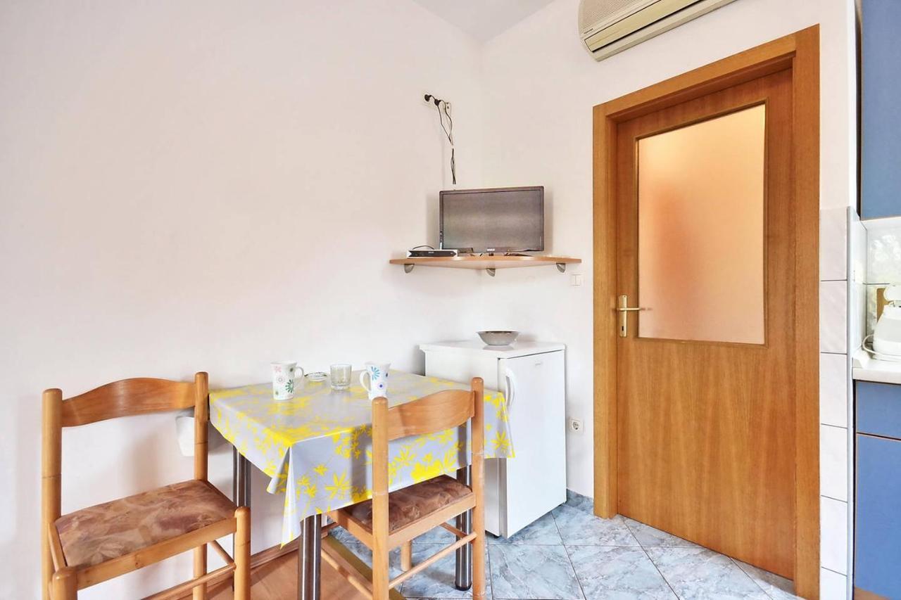 Omis - Michy Apartments Экстерьер фото